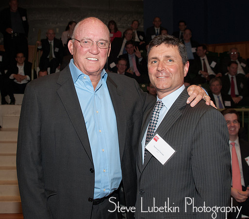 DTZ Holds Client Reception and Economic Outlook Event